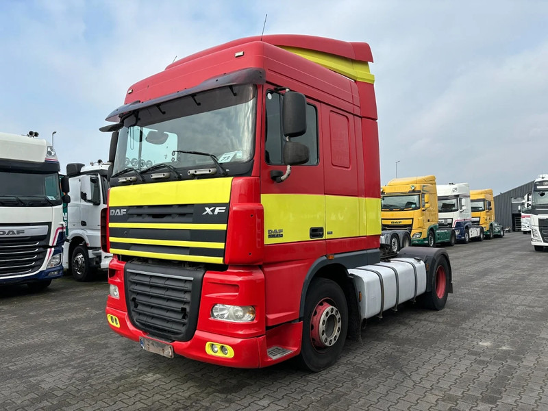 DAF XF 105.410 Spacecab Euro 5 - Tractor unit: picture 1