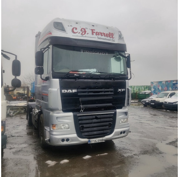 DAF XF 105 460 - Tractor unit: picture 2