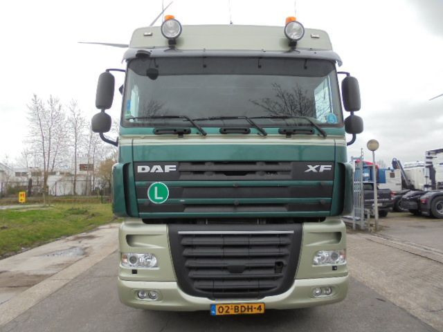 DAF XF 105.460 6X2 EUR5 AtE RETARDER - Tractor unit: picture 2
