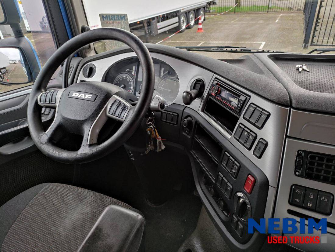 DAF XF 440 4X2 - Super Space Cab  - Tractor unit: picture 3