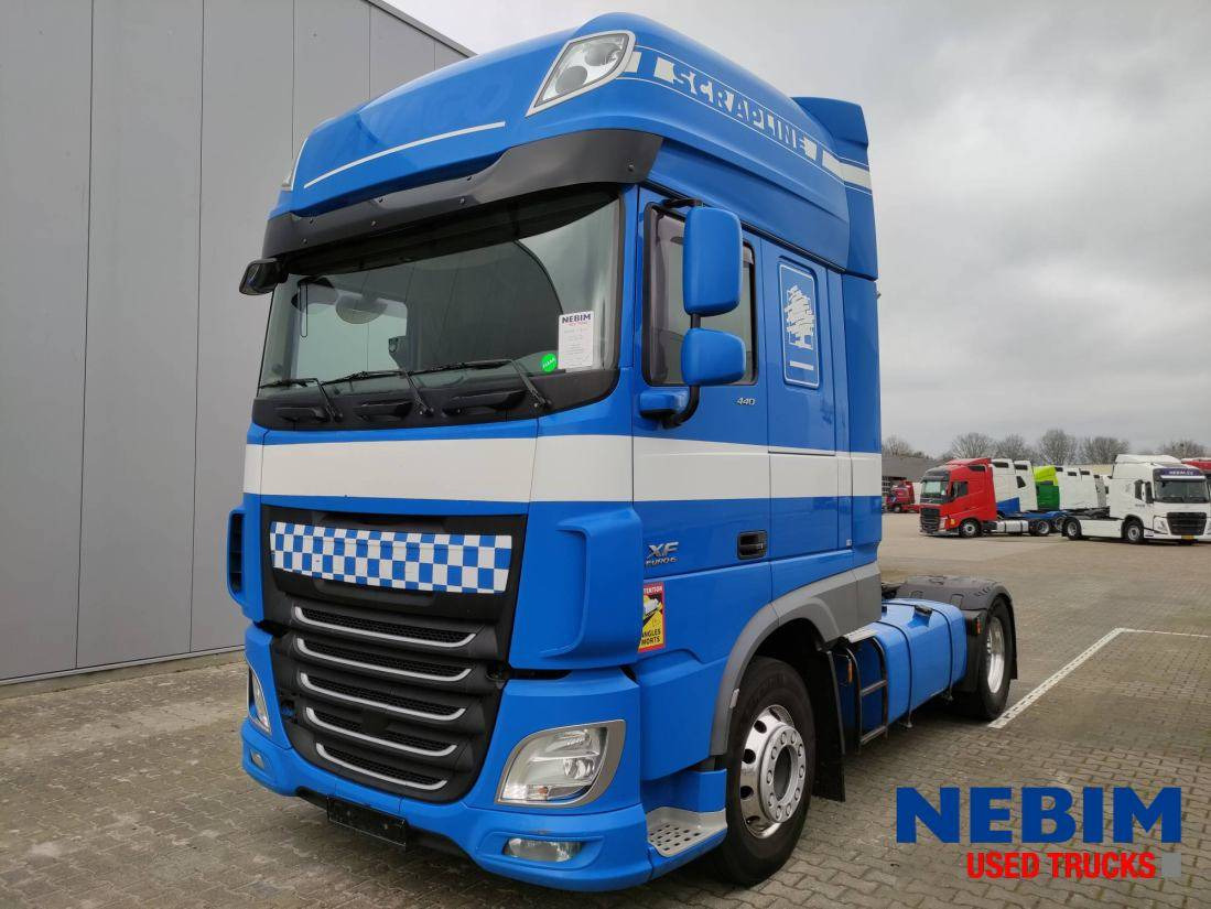 DAF XF 440 4X2 - Super Space Cab  - Tractor unit: picture 1