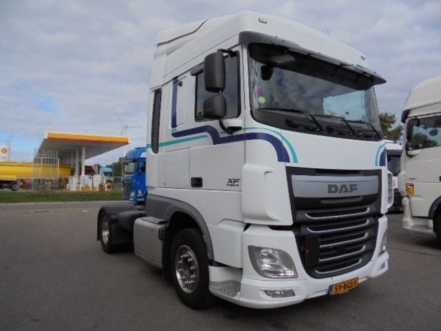 Tractor unit DAF XF 440 EURO 6: picture 3