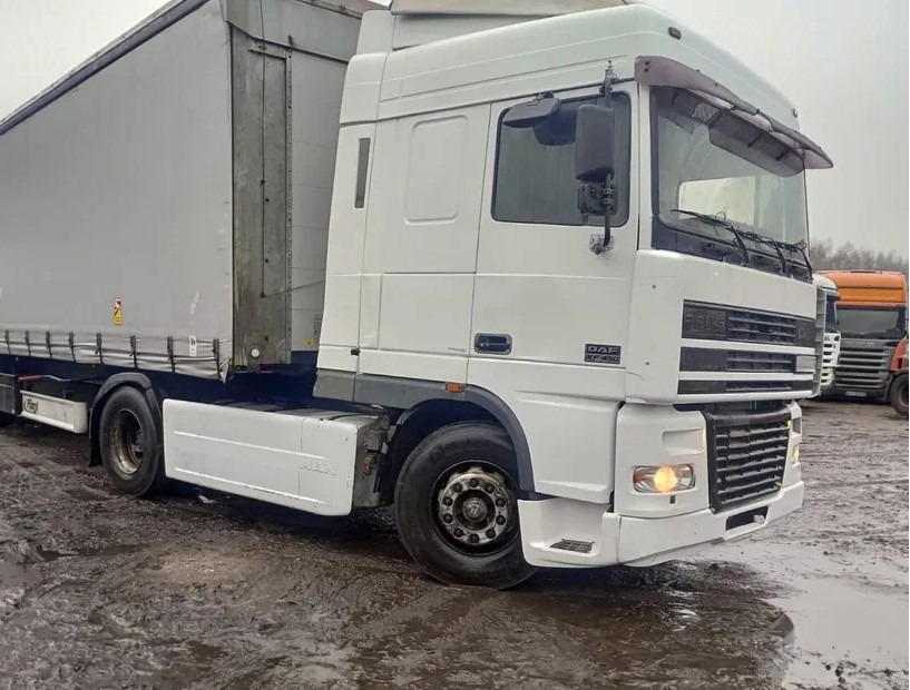 DAF XF 95.430 - Tractor unit: picture 1