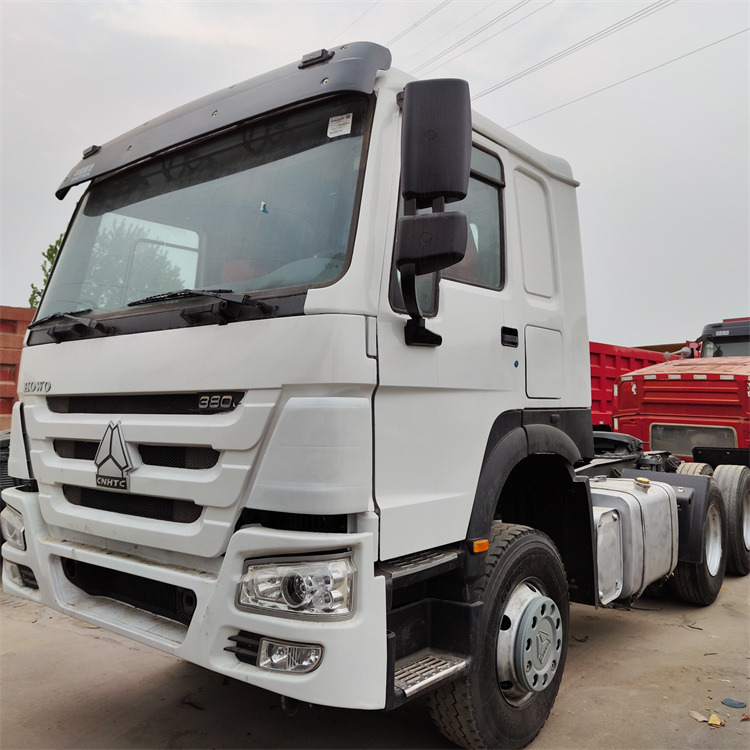 HOWO white-6x4 380hp tractor [ Copy ] - Tractor unit: picture 2