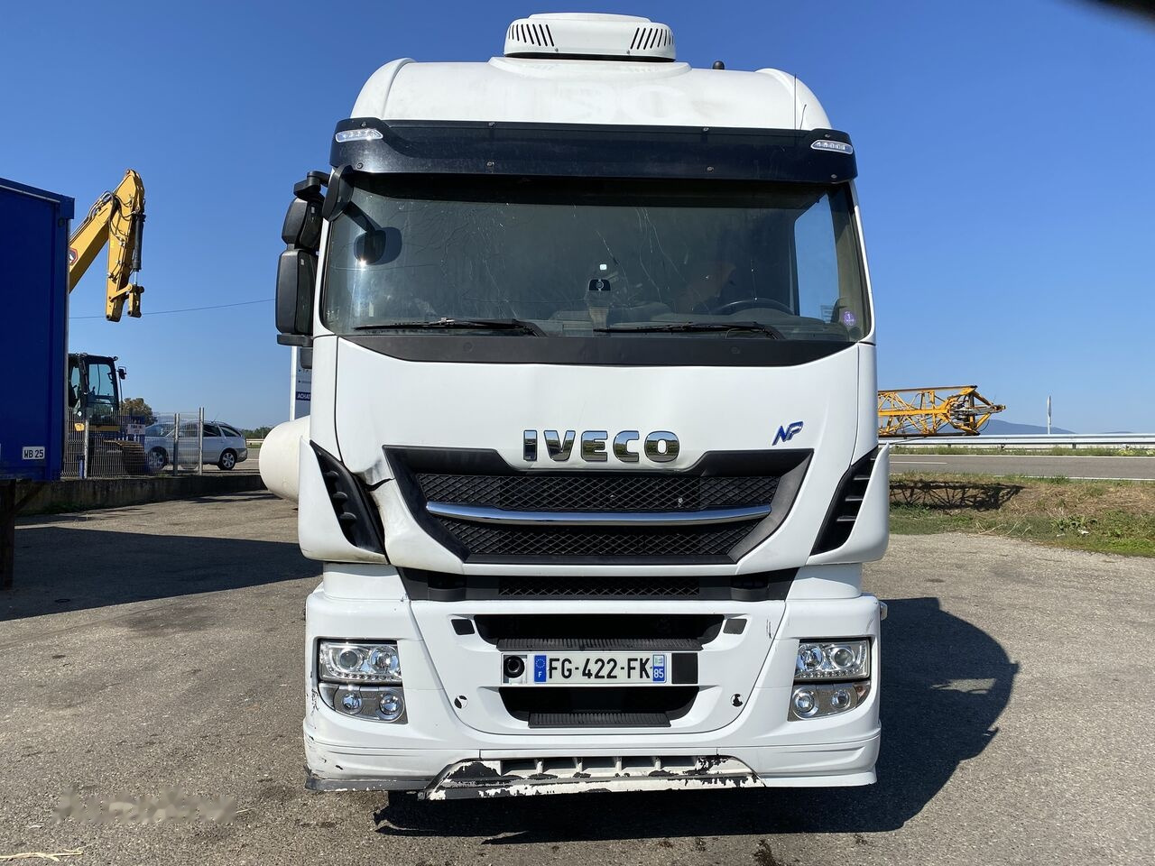 IVECO STRALIS 460 NP/LNG - Tractor unit: picture 2