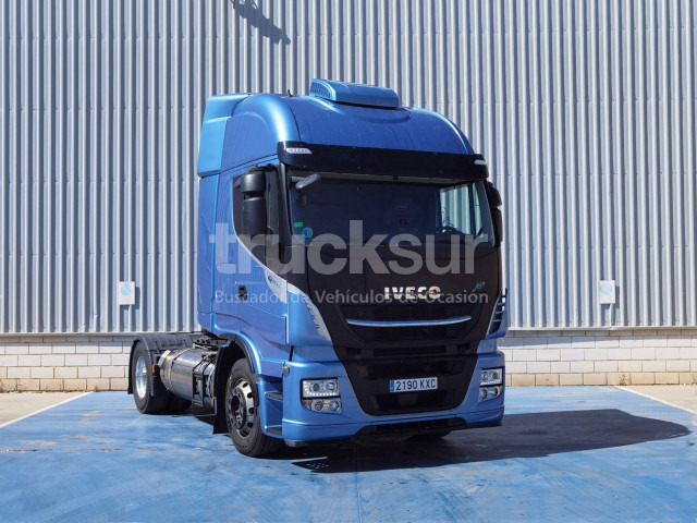 IVECO STRALIS AS440S46T/P LNG - Tractor unit: picture 2