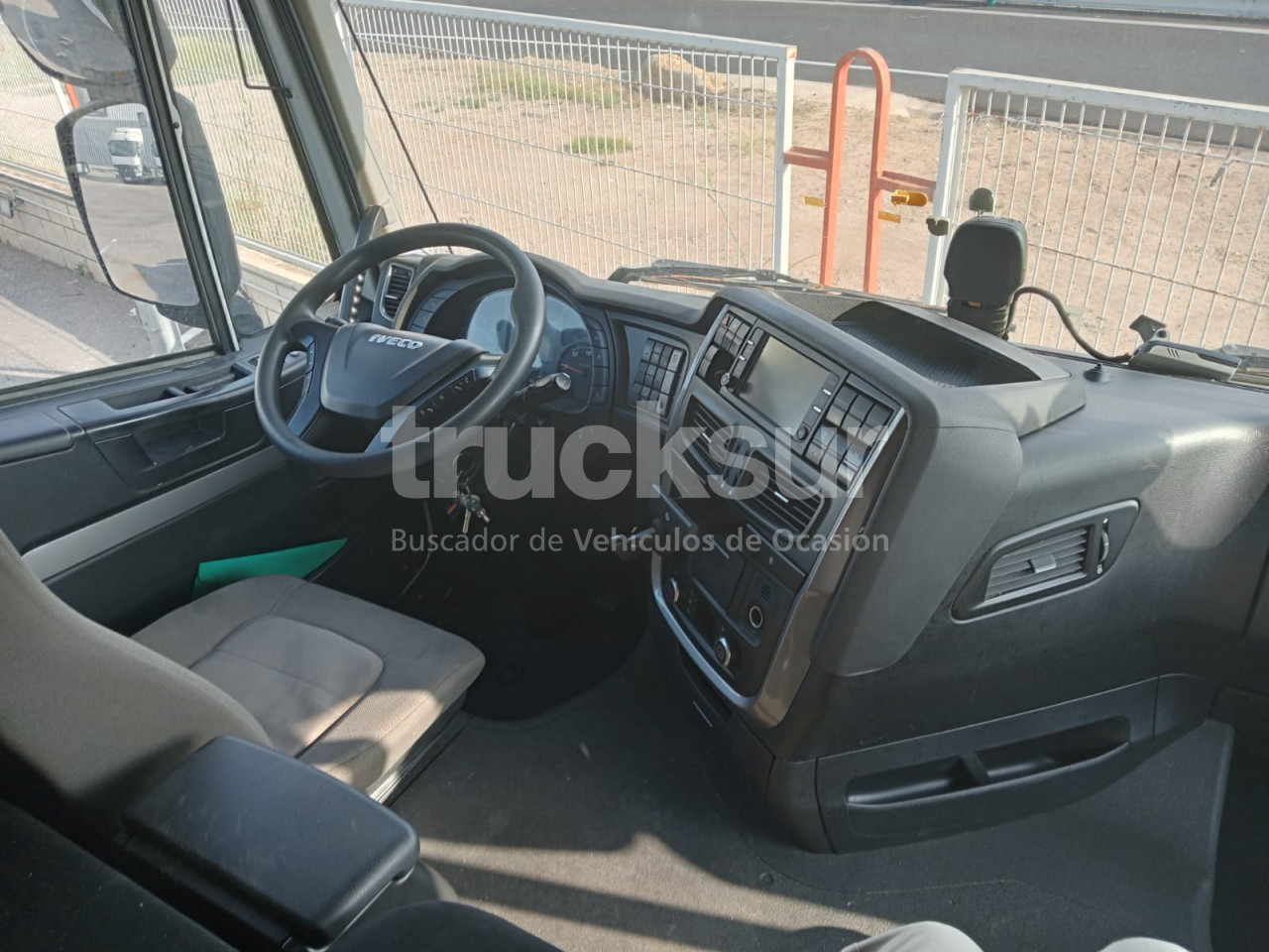 IVECO STRALIS AS440S48T/P - Tractor unit: picture 4