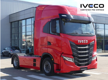 IVECO S-Way AS440S42T/FP - Tractor unit: picture 1