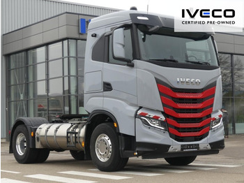 IVECO X-Way AS440X46T/P 1LNG ON+ - Tractor unit: picture 1