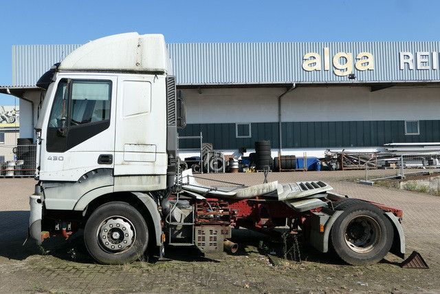 Iveco AS 440 S 43 T/P, Unfall, Ersatzteilträger  - Tractor unit: picture 2