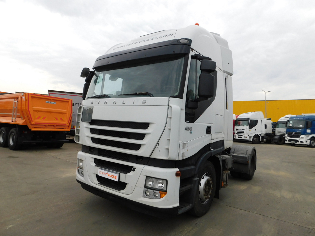 Iveco As440s45 t - Tractor unit: picture 1