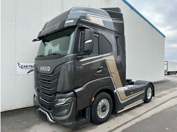 Iveco S-Way570 Vollaustattung  - Tractor unit: picture 1