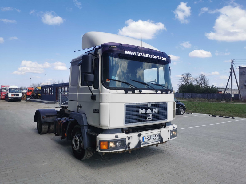 MAN 14.264 truck tractor - Tractor unit: picture 4