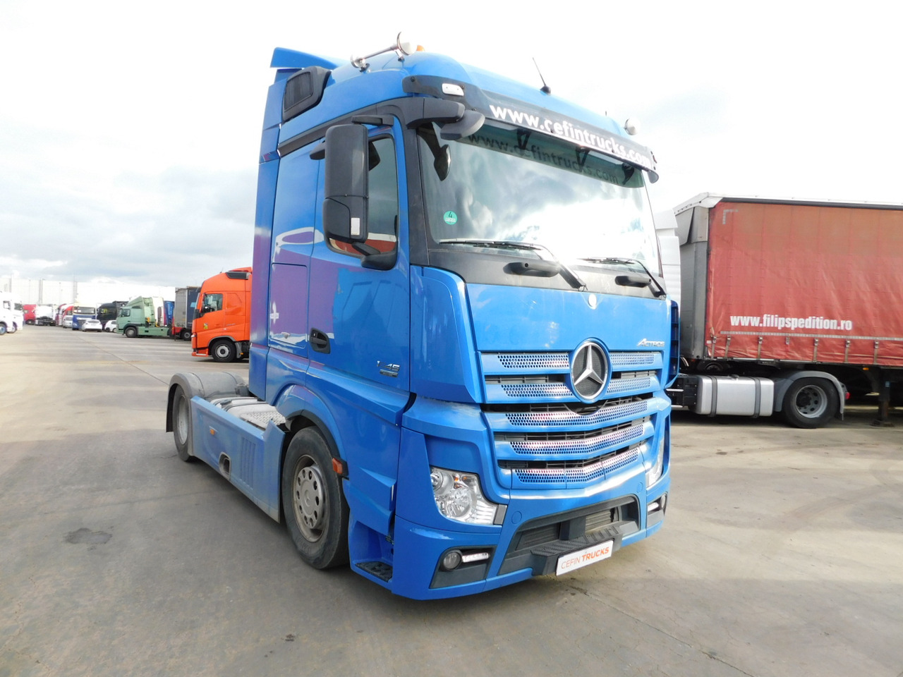 Tractor unit Mercedes Actros 1845: picture 2