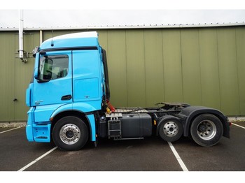 Tractor unit Mercedes-Benz ACTROS 2445 6X2 PTO EURO 6: picture 1
