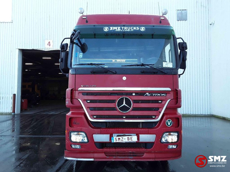 Tractor unit Mercedes-Benz Actros 1844 3 pedal: picture 3