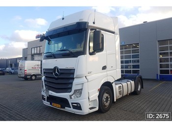 Tractor unit Mercedes-Benz Actros 1945 GigaSpace, Euro 5, - NL Truck -, Intarder: picture 1