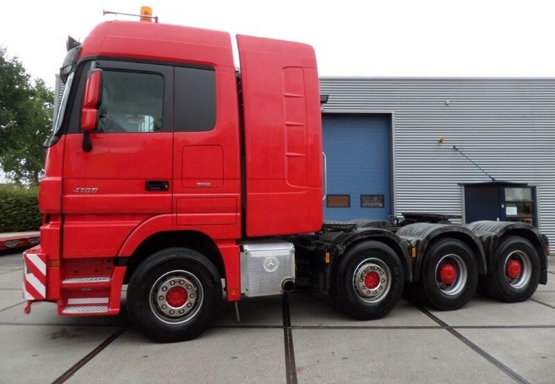 Mercedes-Benz Actros 4165 8x4 Heavy Haulage Tractor - Tractor unit: picture 2