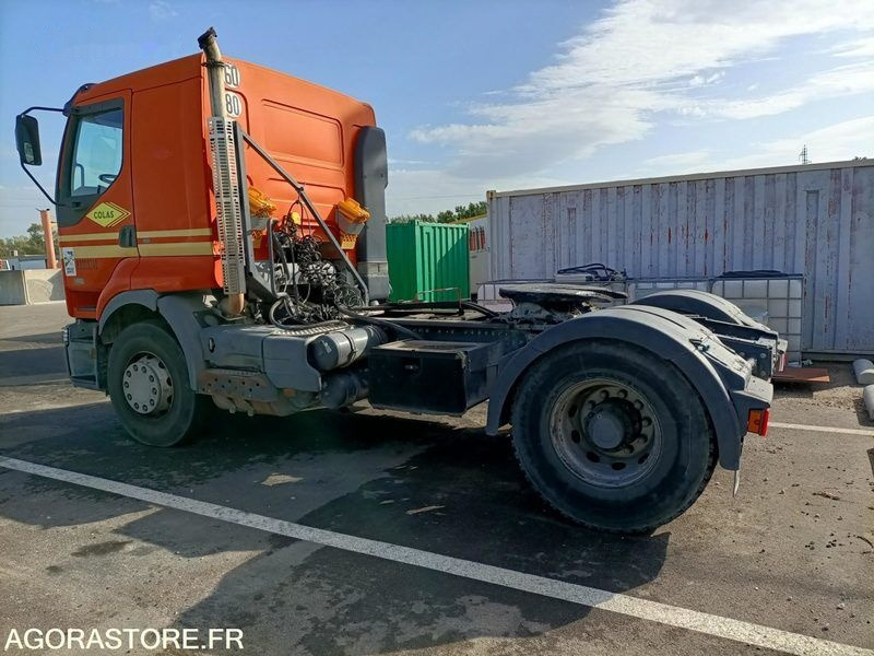 Renault 420.18T - Tractor unit: picture 3