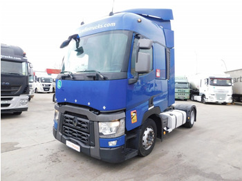 Renault T - Tractor unit: picture 1