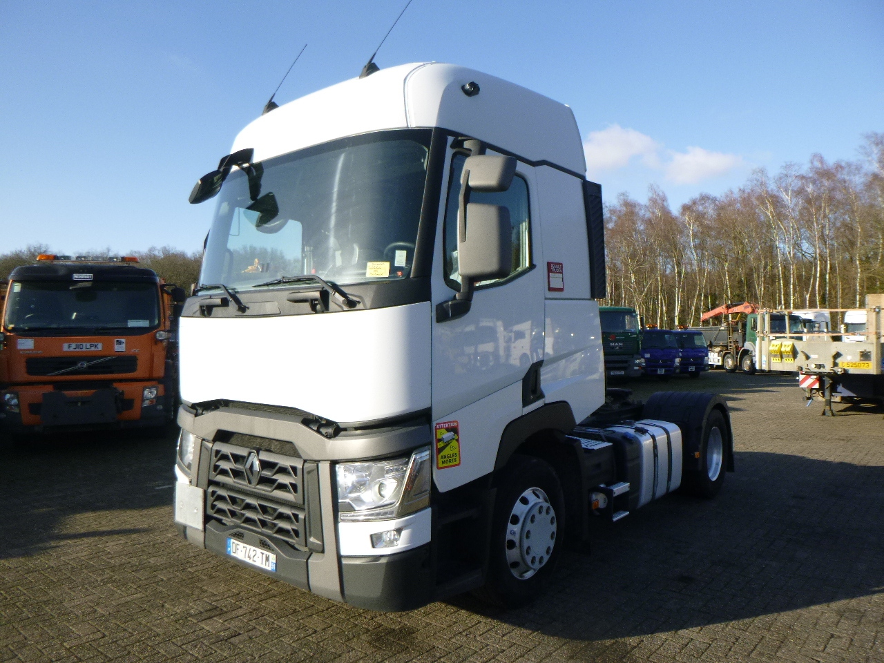 Renault T 460 4x2 Euro 6 + ADR - Tractor unit: picture 1