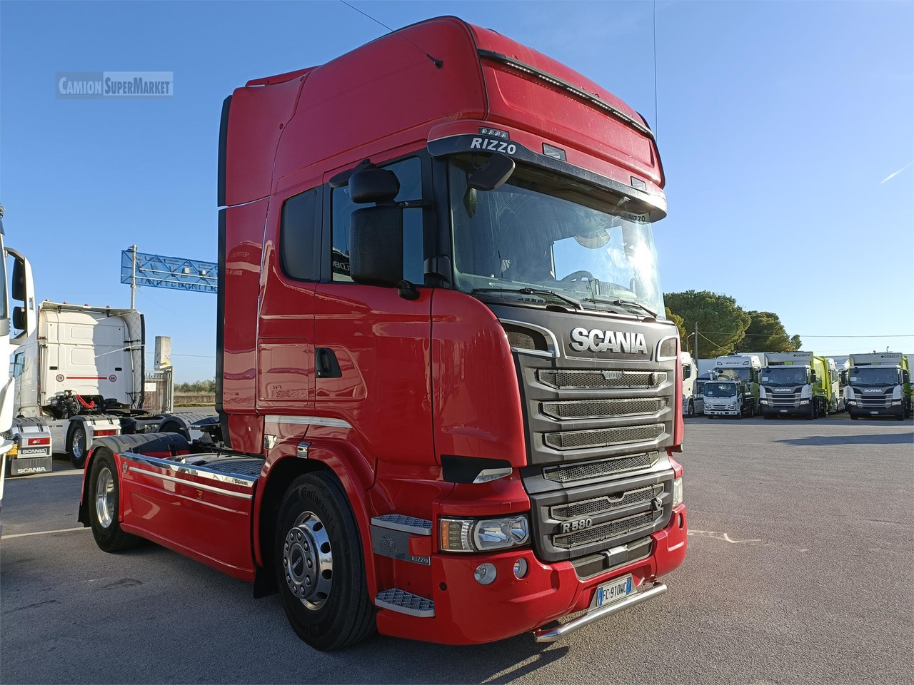 SCANIA R580 - Tractor unit: picture 2