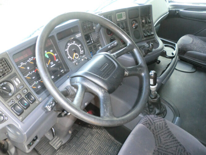 Scania 124 R 470 4x2 124R470 4x2, Kipphydraulik Klima - Tractor unit: picture 4