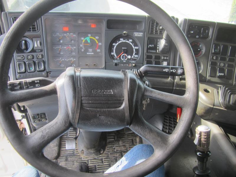 Tractor unit Scania L 124L470: picture 16