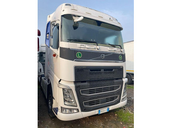 Tractor unit VOLVO FH 500