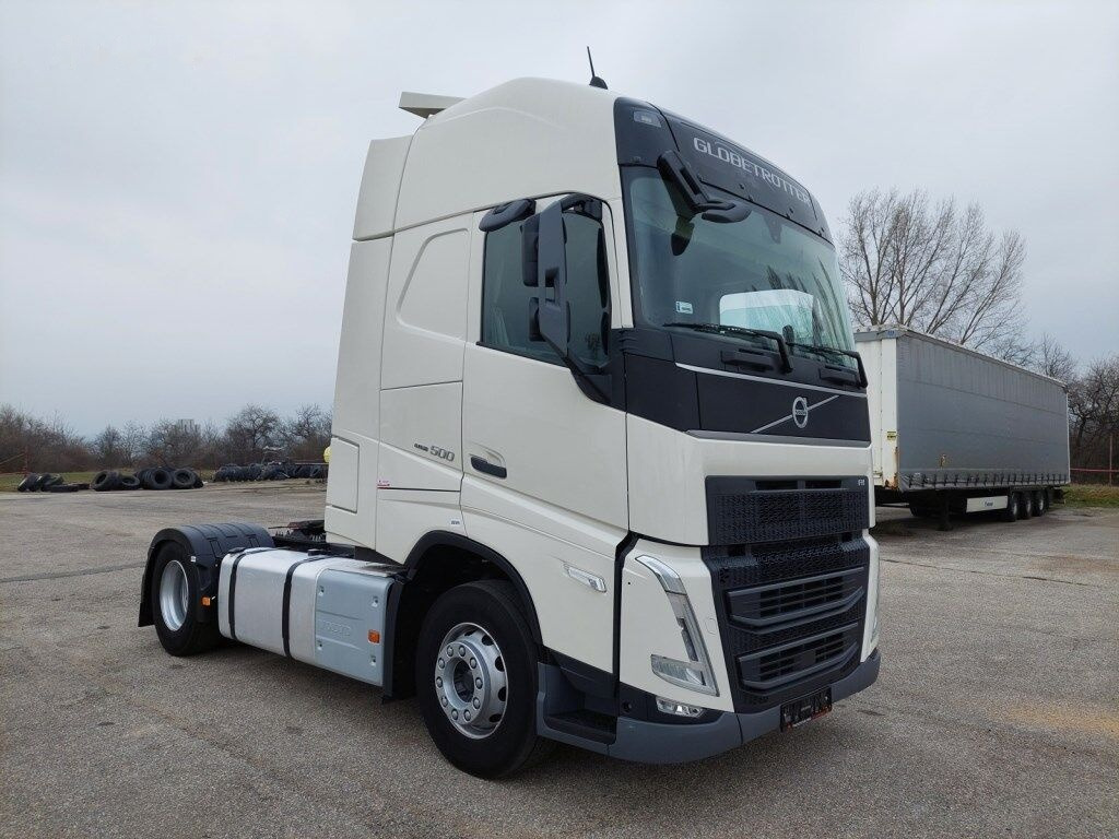 Volvo FH 13 Globetrotter XL 500 4x2 - Tractor unit: picture 2