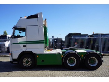 Tractor unit Volvo FH 16/660 6X4 GLOBETROTTER XL: picture 1