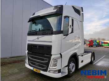 Volvo FH 420 4x2 - Globetrotter  - Tractor unit: picture 1