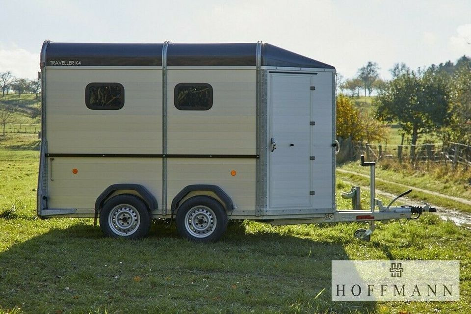 BÖCKMANN HG Böckmann Pferdeanhänger  Traveller K4 für 4 Pferde / Lager - Horse trailer: picture 2