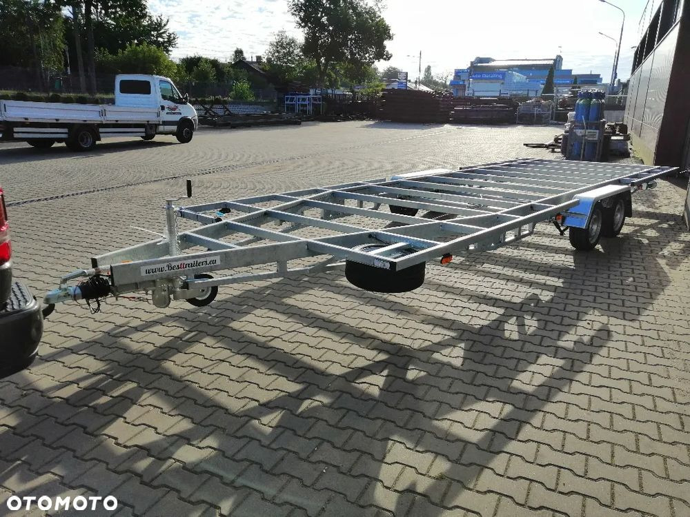 Besttrailers TINY HOUSE (Domki mobilne) 7,2x2,45 m DMC 3500 kg, 2 osie, 13", 4 podpory - Chassis trailer: picture 1
