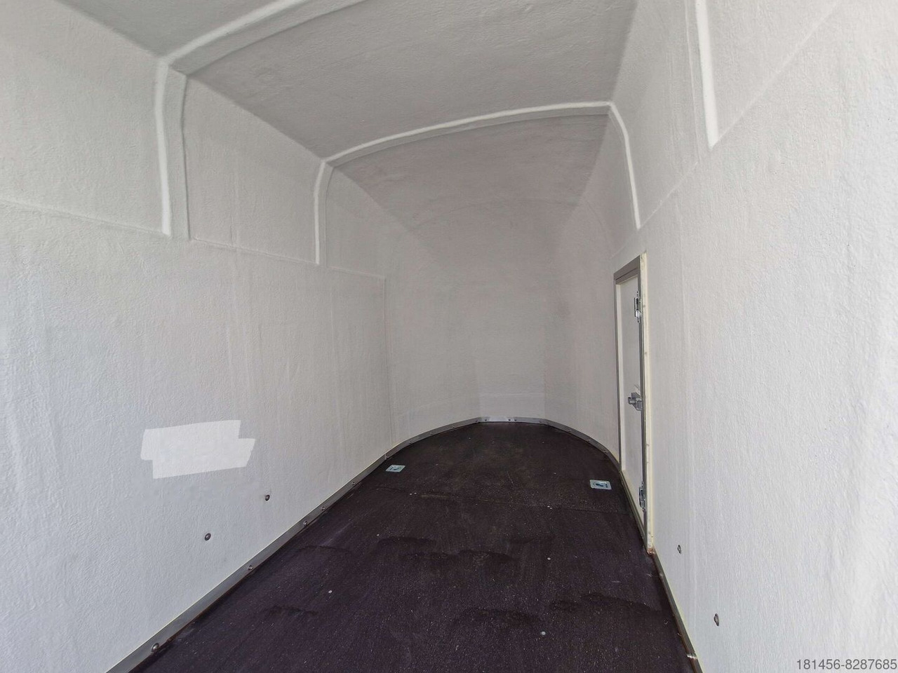 Blyss NIKI aerodynamisch Heckrampe Seitentür 100km/H Koffer weiß - Closed box trailer: picture 2