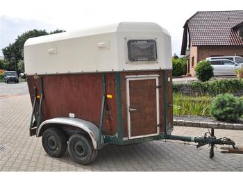 Closed box trailer for transportation of animals Böckmann Holz Polydach für 2 Pferde: picture 1