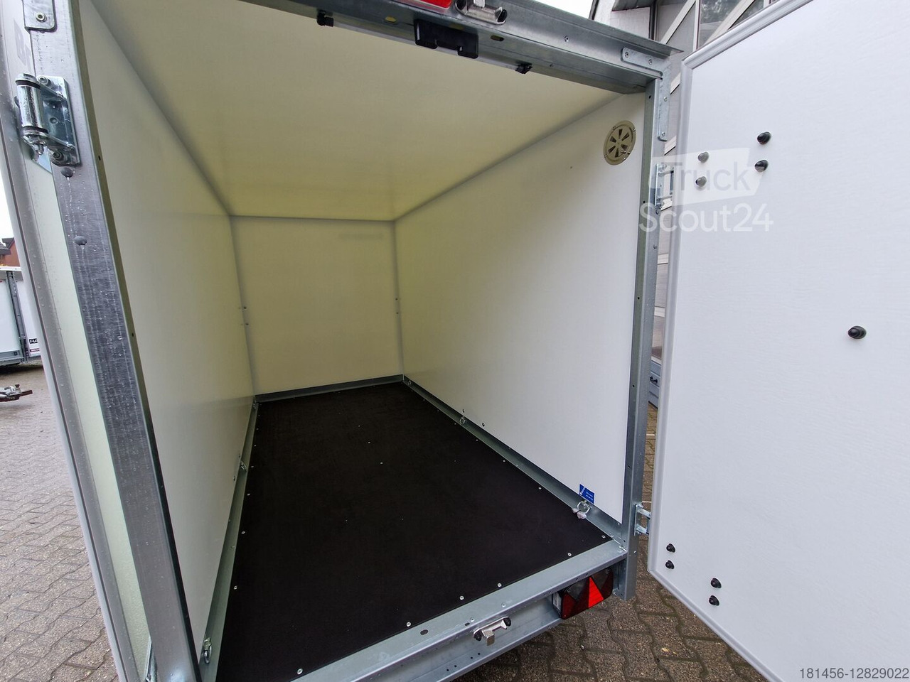 Brenderup Cargo Dynamic CD 260 UB Kofferanhänger 260x130x150cm Hecktüren direkt verfügbar - Car trailer: picture 5
