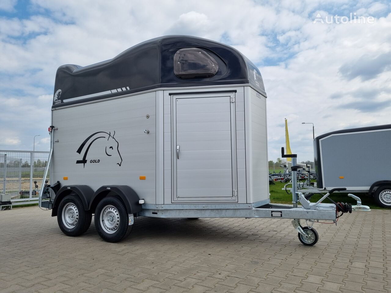 Cheval Liberté Gold First Alu for two horses with tack room 2000 kg GVW trailer - Horse trailer: picture 4
