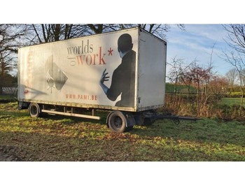 Renders Gesloten aanhangwagen - Closed box trailer