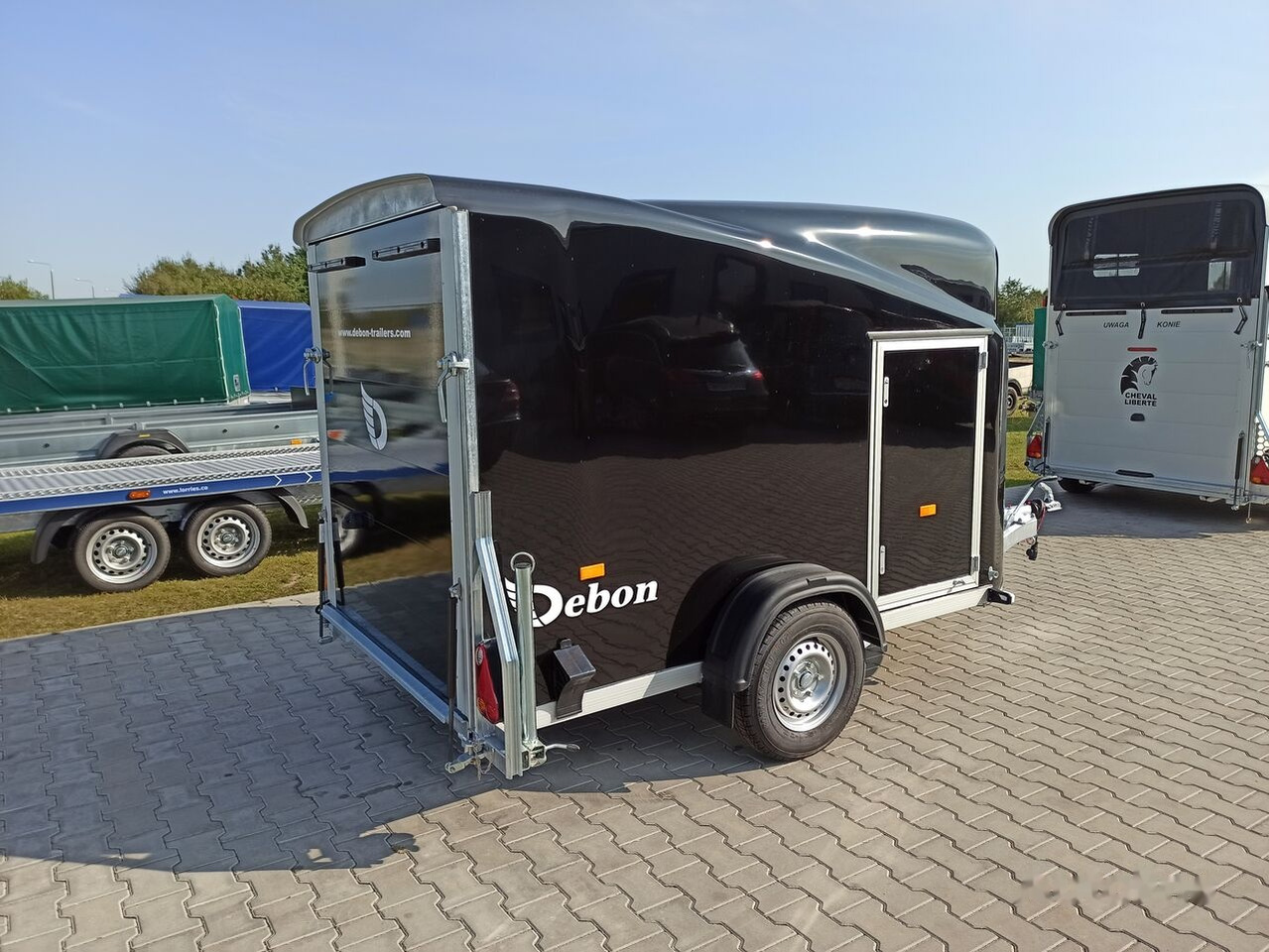 Debon Cargo 1300 + drzwi boczne / side doors cargo van box Cheval - Closed box trailer: picture 2