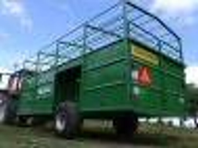 Dinapolis przyczepa do przewozu bydła TRV 510 - Livestock trailer: picture 4