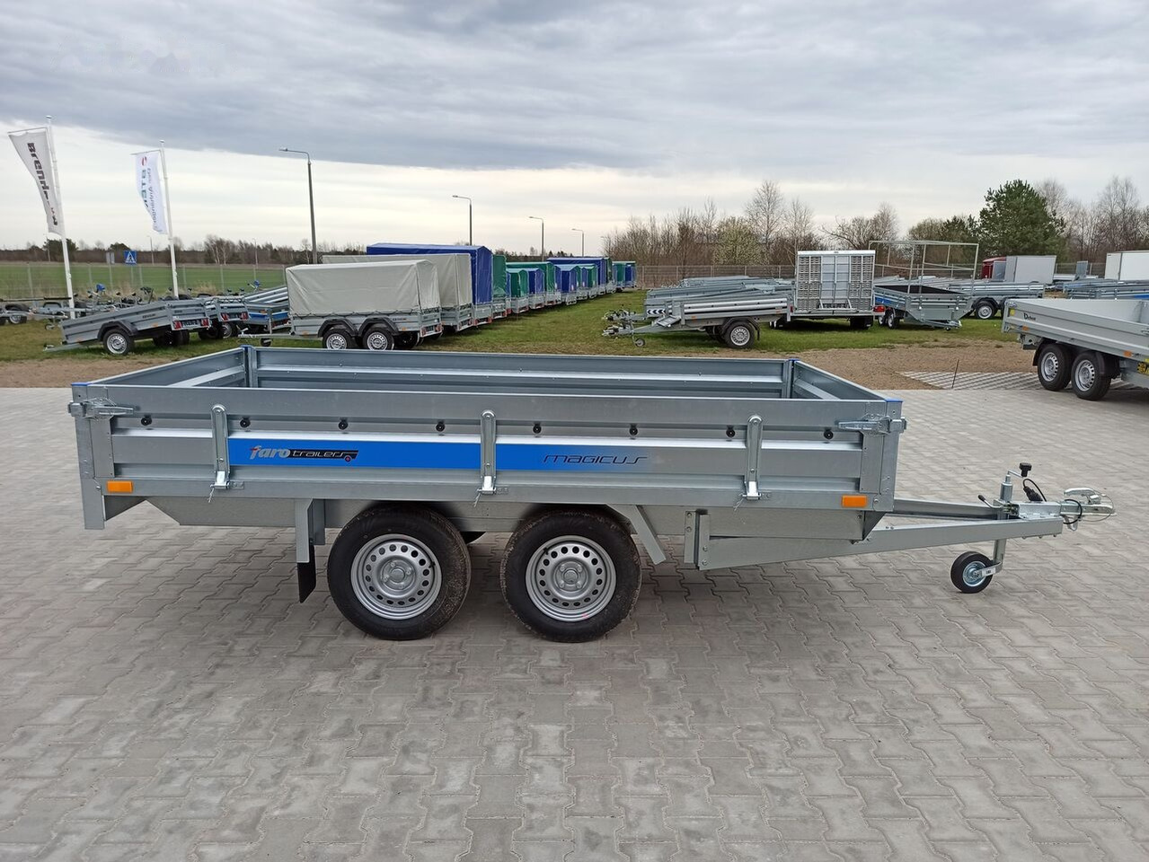 Faro Trailers Magicus 300x150 cm 2 osie przyczepa skrzyniowa platforma - Car trailer: picture 5