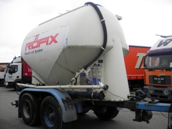 Tank trailer for transportation of bulk materials Feldbinder HZEUT 18,2 Tandem Siloanhänger: picture 1