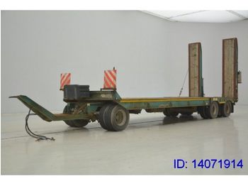 Low loader trailer for transportation of heavy machinery GHEYSEN & VERPOORT LOW BED 3 AXLES: picture 1
