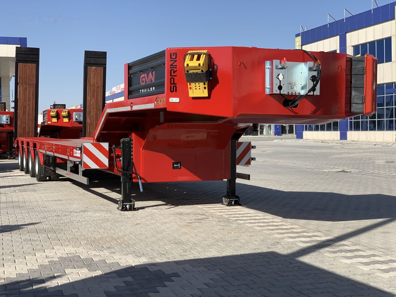 GVN Trailer AFRICA TYPE 4 AXLE LOWBED - Low loader trailer: picture 1