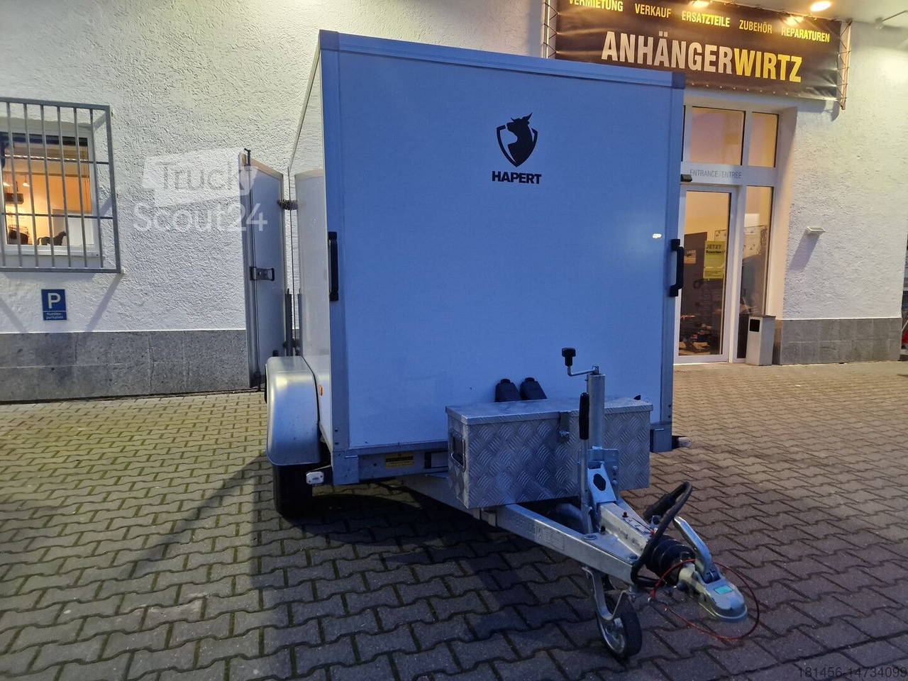 Hapert Kofferanhänger Zurrsystem 250x150x150cm - Closed box trailer: picture 2
