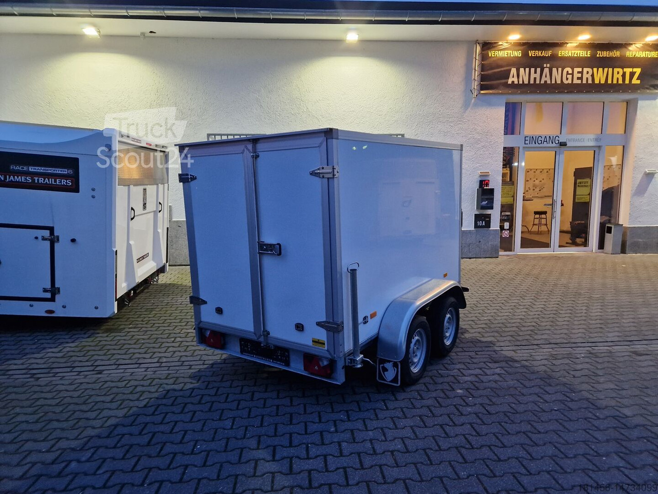 Hapert Kofferanhänger Zurrsystem 250x150x150cm - Closed box trailer: picture 3