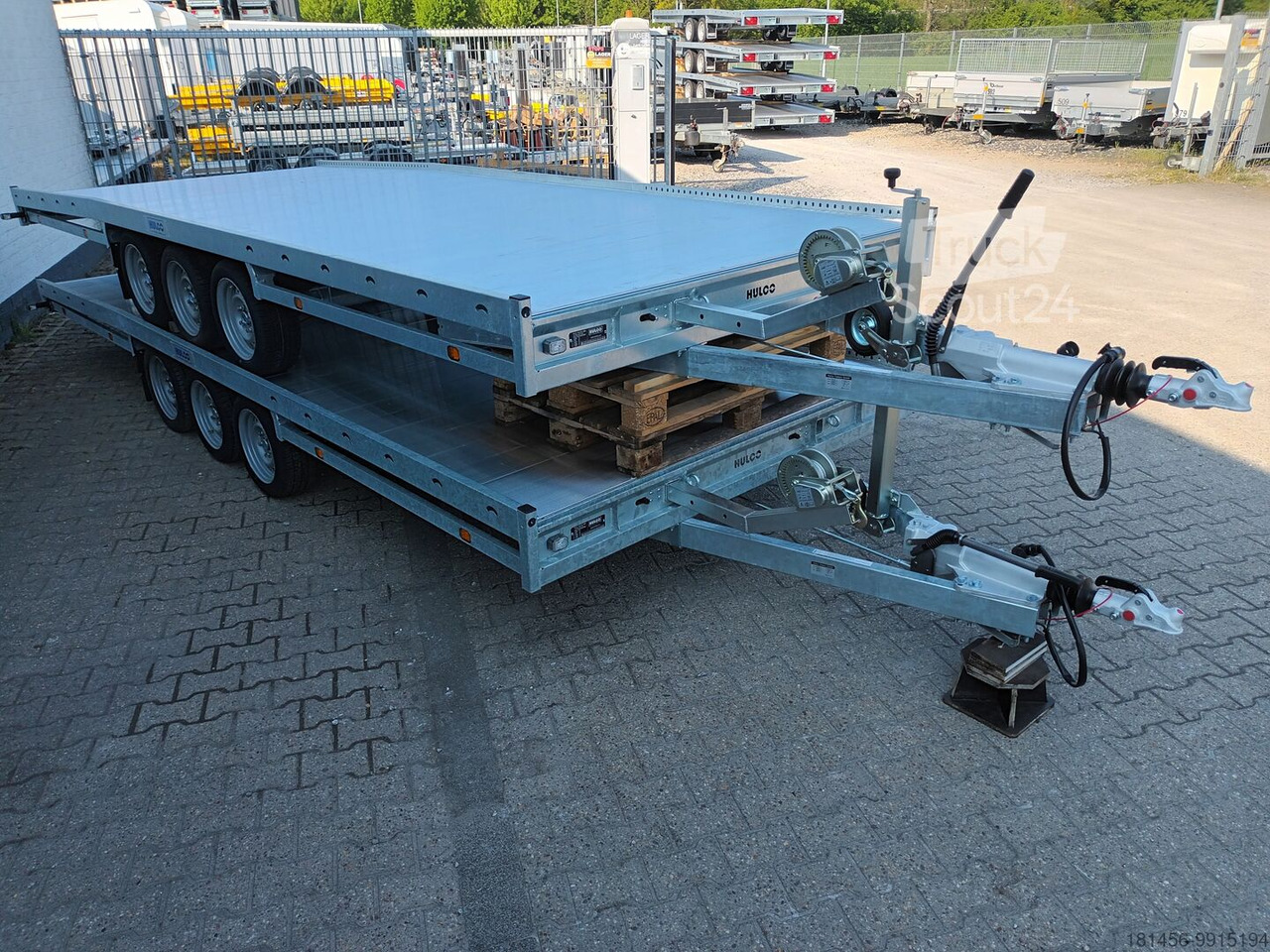 Hulco Carax Tridem 3500kg Profi Auto Fahrzeugtransporter mit Aluboden Heck geneigt - Car trailer: picture 3