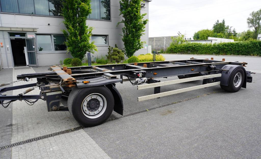 Kögel BDF Low Deck Mega trailer  - Container transporter/ Swap body trailer: picture 1