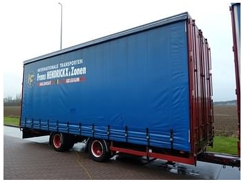 Curtainsider trailer LAG: picture 1